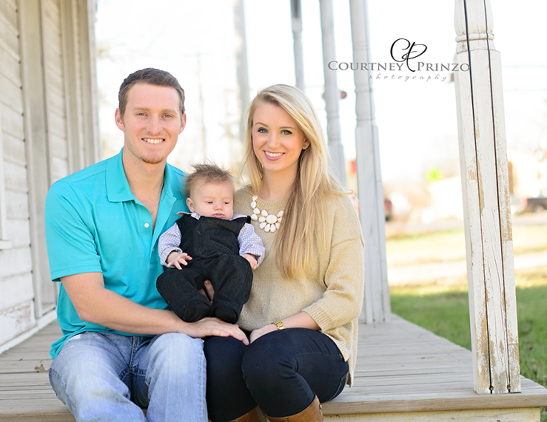 round-rock-family-photographer-newborn-baby