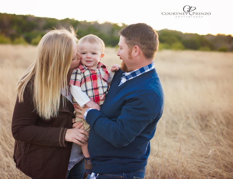 cedar-park-family-photographer-newborn-baby