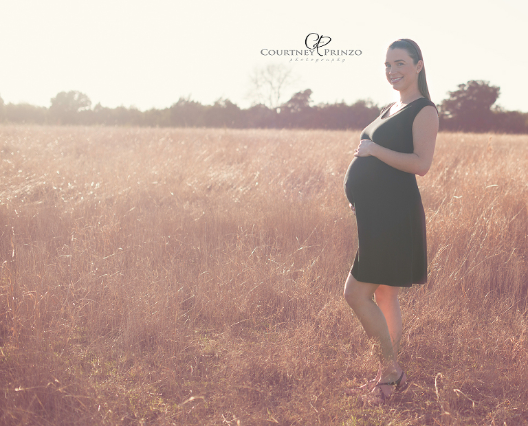 cedar-park-maternity-photographer-newborn-family