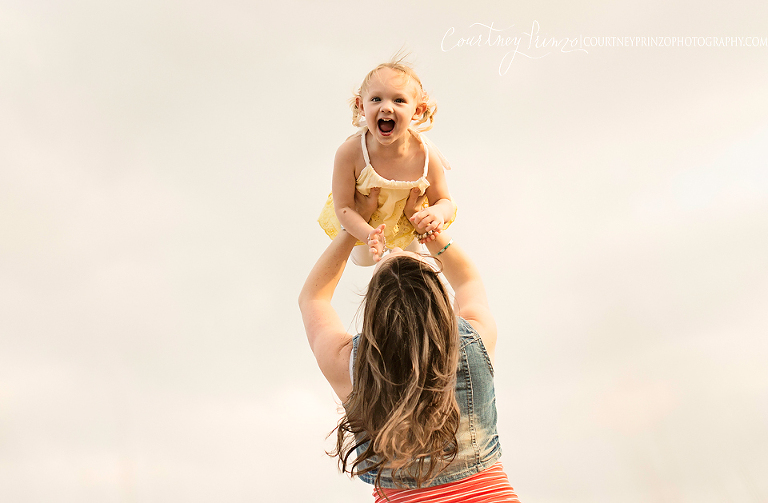 round-rock-family-photographer-maternity-newborn