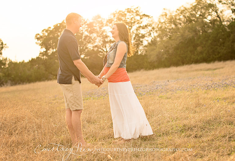 round-rock-family-photographer-maternity-newborn
