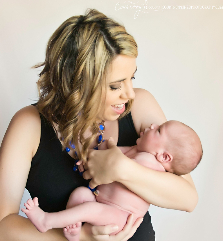 austin-newborn-photographer-family-maternity