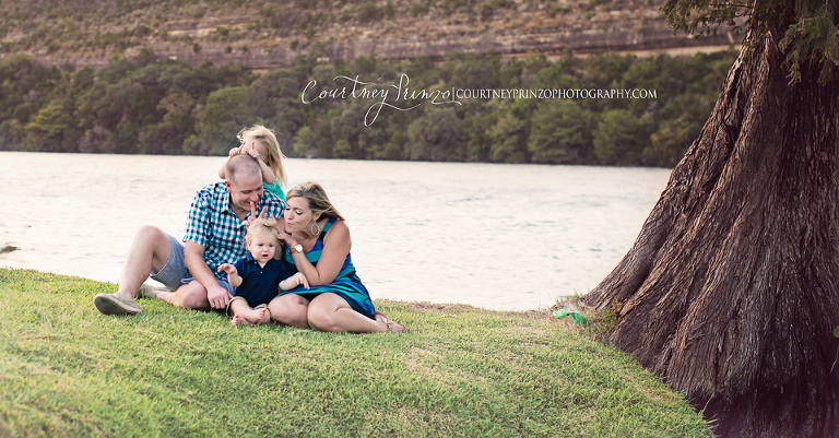 austin-family-photographer-maternity-children