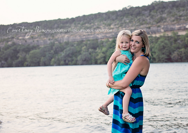 austin-family-photographer-maternity-children
