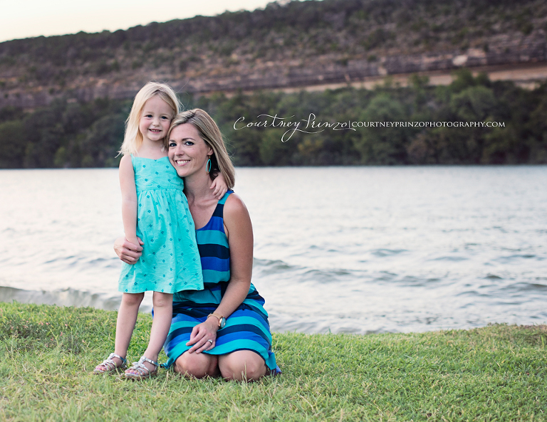 austin-family-photographer-maternity-children