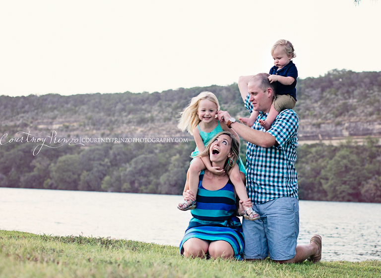 austin-family-photographer-maternity-children