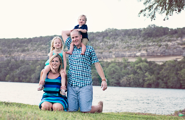 austin-family-photographer-maternity-children