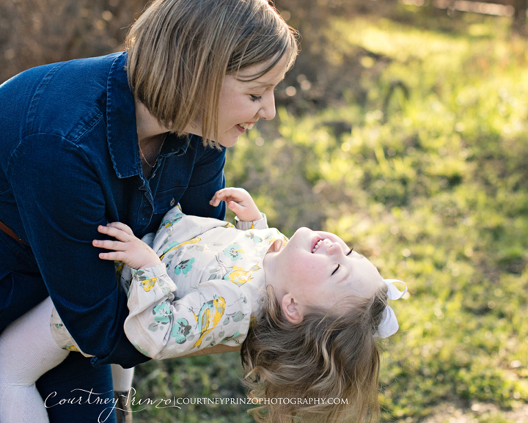 round-rock-family-photographer-maternity-children