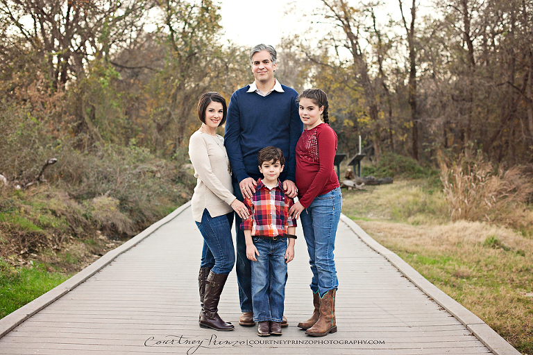 cedar-park-fall-family-photos-children-teens-senior