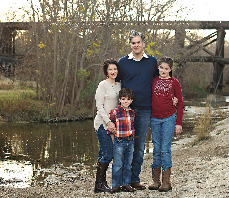 cedar-park-fall-family-photos-children-teens-senior