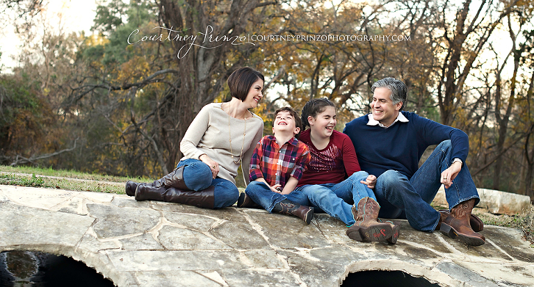 cedar-park-fall-family-photos-children-teens-senior