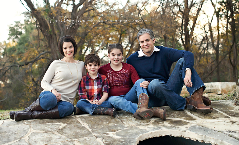 cedar-park-fall-family-photos-children-teens-senior