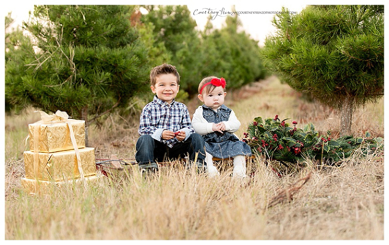 austin-family-christmas-photos-tree-farm-kids-baby