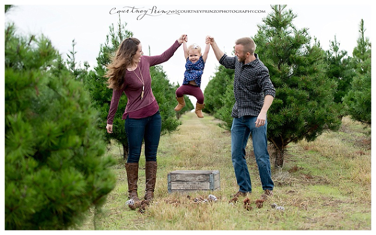 austin-family-photographer-christmas-photos-fall-baby