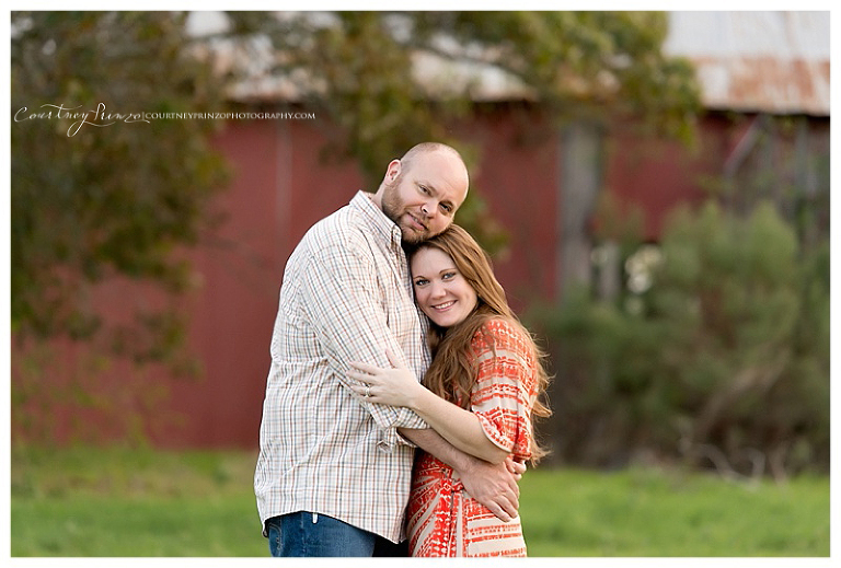 round-rock-family-photographer-rustic-kids-baby-seniors