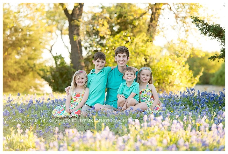 cedar park family bluebonnet photographer